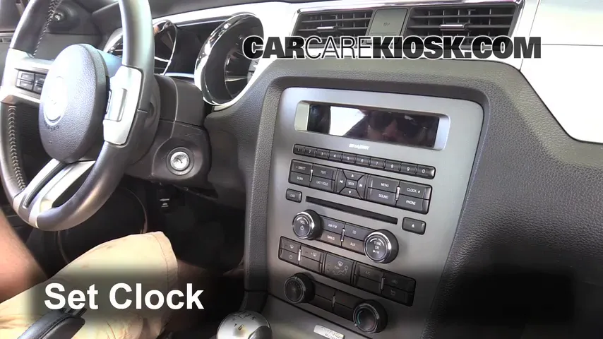 2012 Ford Mustang GT 5.0L V8 Coupe Clock